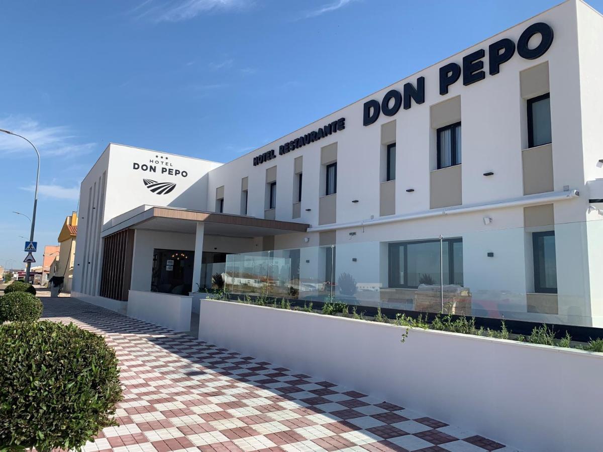 Hotel Don Pepo Lobon Exterior foto