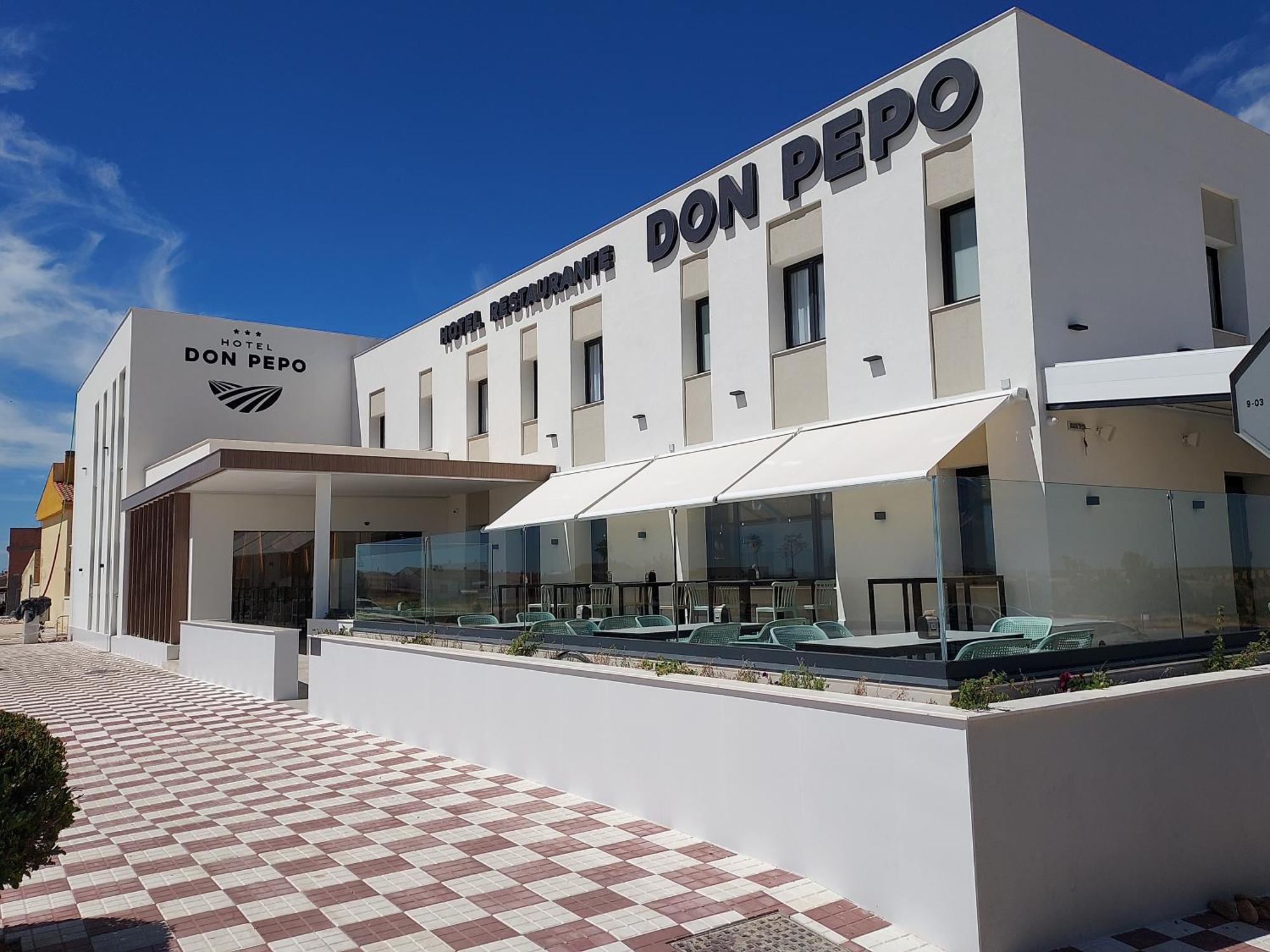 Hotel Don Pepo Lobon Exterior foto