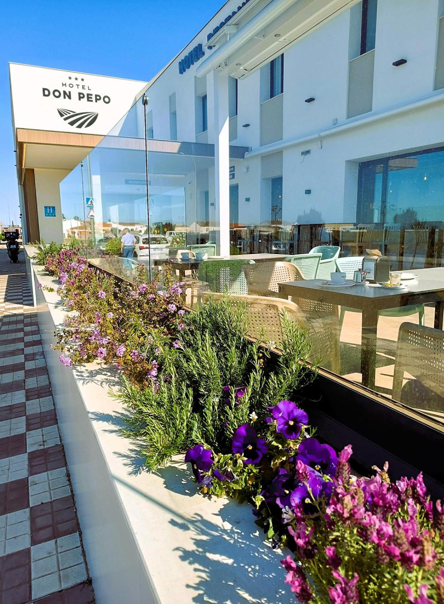 Hotel Don Pepo Lobon Exterior foto